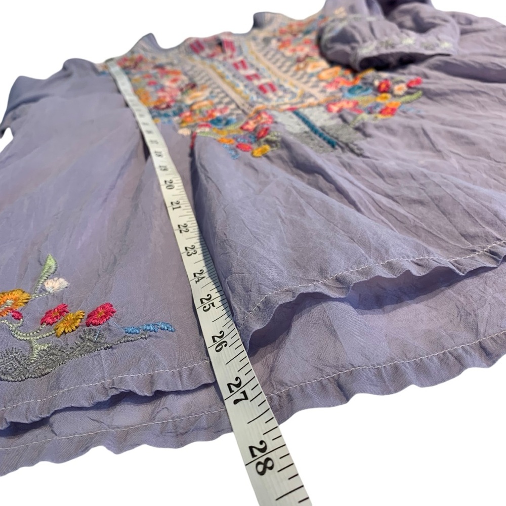 Johnny Was Lilac Embroidered Boho Tunic Top Floral Silk Blend Small - Picture 15 of 16